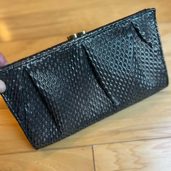 NWOT Kate Landry Metallic Silver Clutch - Picture 5 of 12